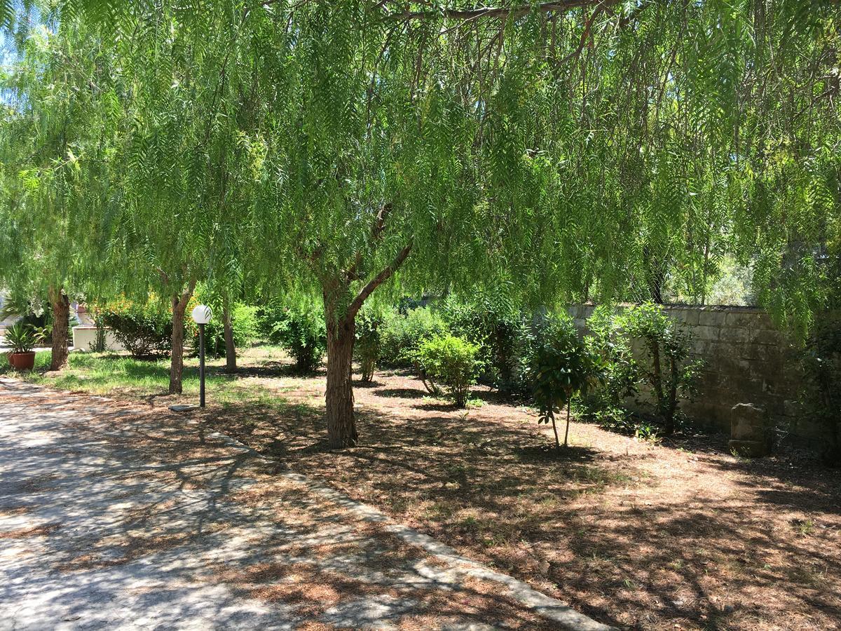 Villa del Falso Pepe Avola Exterior foto